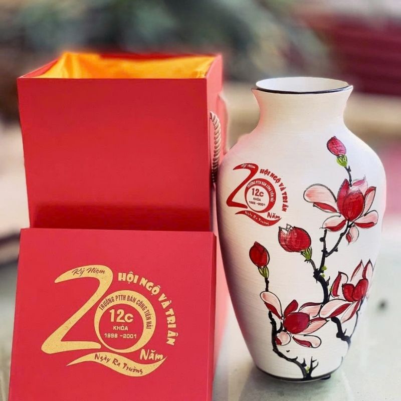 Bình cắm hoa sứ in tên BHSPPR18