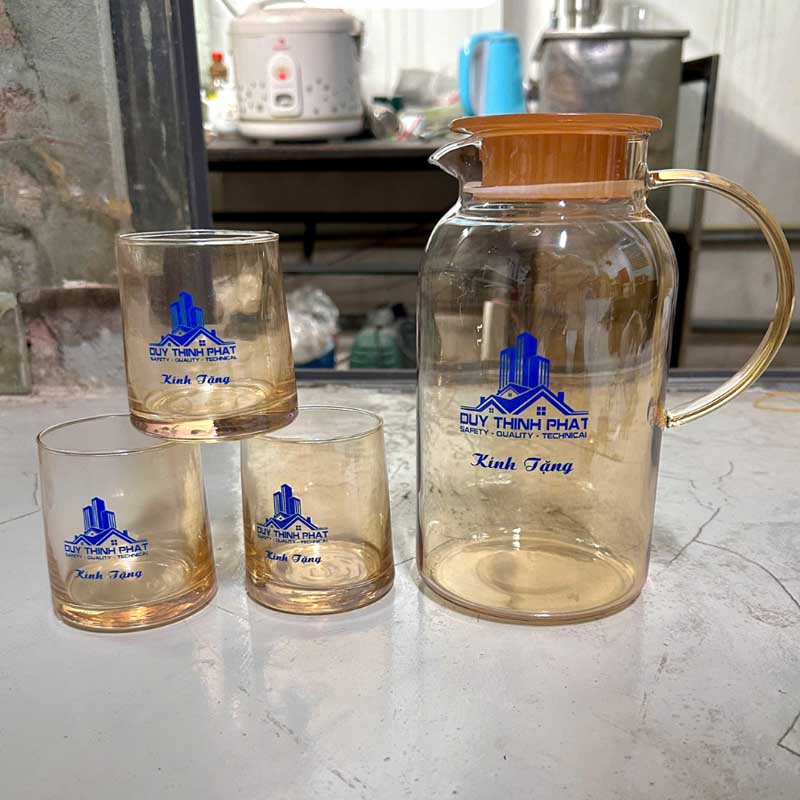Bộ Bình Kèm 6 Cốc Thủy Tinh In Logo Công Ty | BCTTPPR01