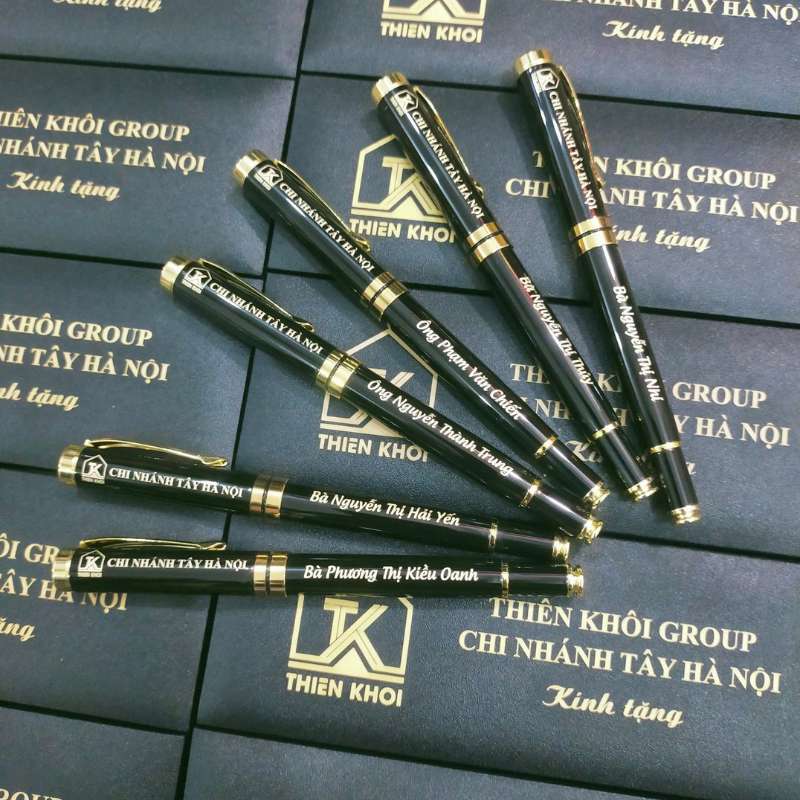 Bút Ký Kim Loại Khắc Chữ Theo Yêu Cầu Tặng Khách | BKPPR11